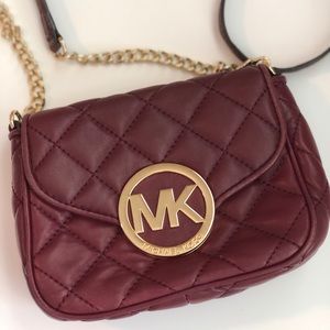 Michael Kors Fulton Quilted Small Crossbody-Maroon